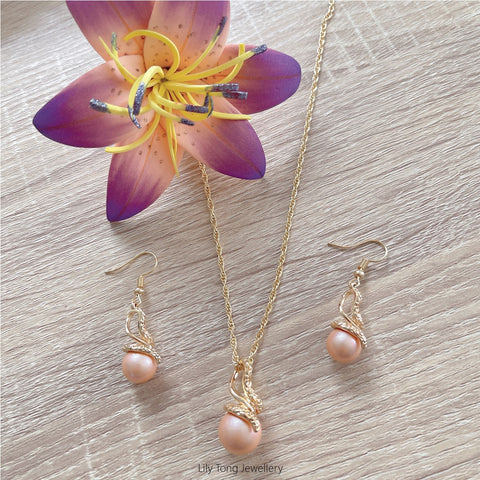 Gold Plated Shell Pearls Twist Necklace & Earrings Set #15 (Apricot Pink)