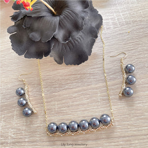 Gold Plated Carved Strips with Multi Pearls Necklace & Earrings Set #34 (Dark Grey)