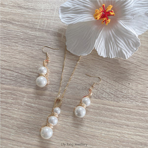 Gold Plated Shell Pearls Gourd Pendant Necklace & Earrings Set #39 (White)