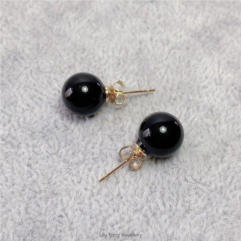 10mm Shell Pearl Stud Earrings (Solid Black)