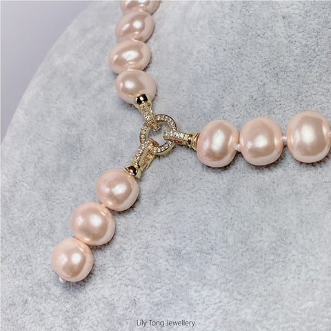 Oval Shell Pearl 3-Bead Pendant Necklace #0580