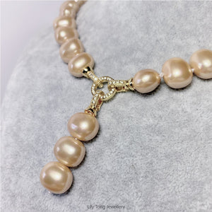 Oval Shell Pearl 3-Bead Pendant Necklace #0604