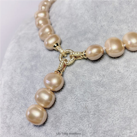 Oval Shell Pearl 3-Bead Pendant Necklace #0604