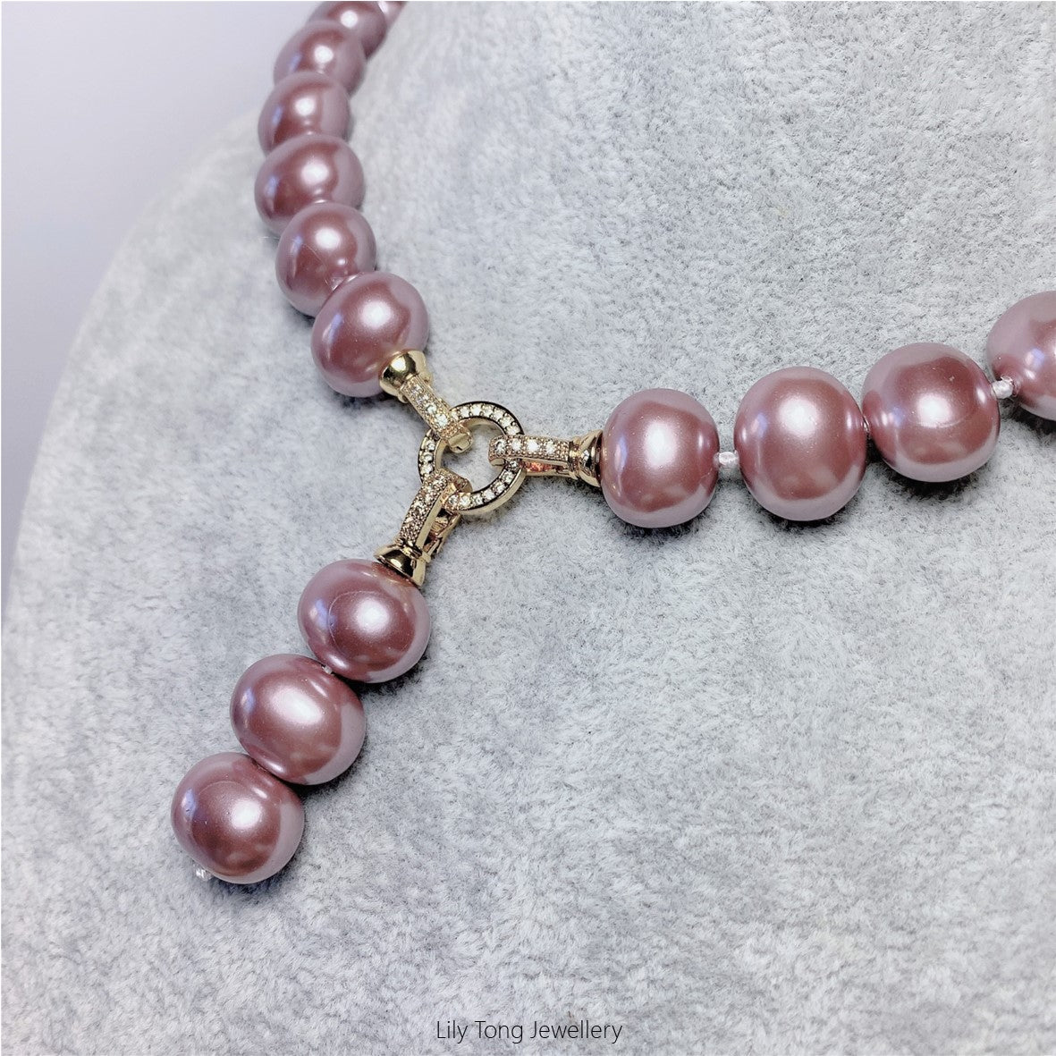 Oval Shell Pearl 3-Bead Pendant Necklace #0606