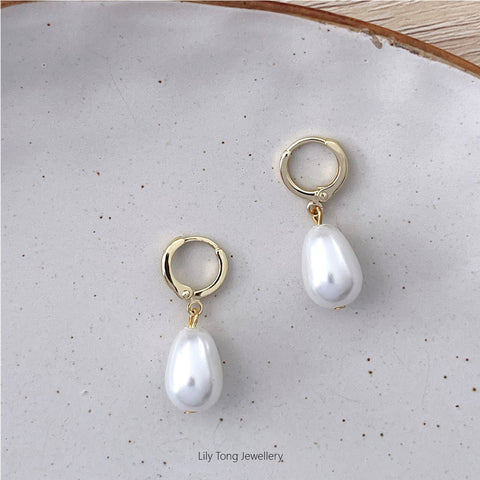 Small Hoop Earrings With Pearl Pendant #0380 White Drop