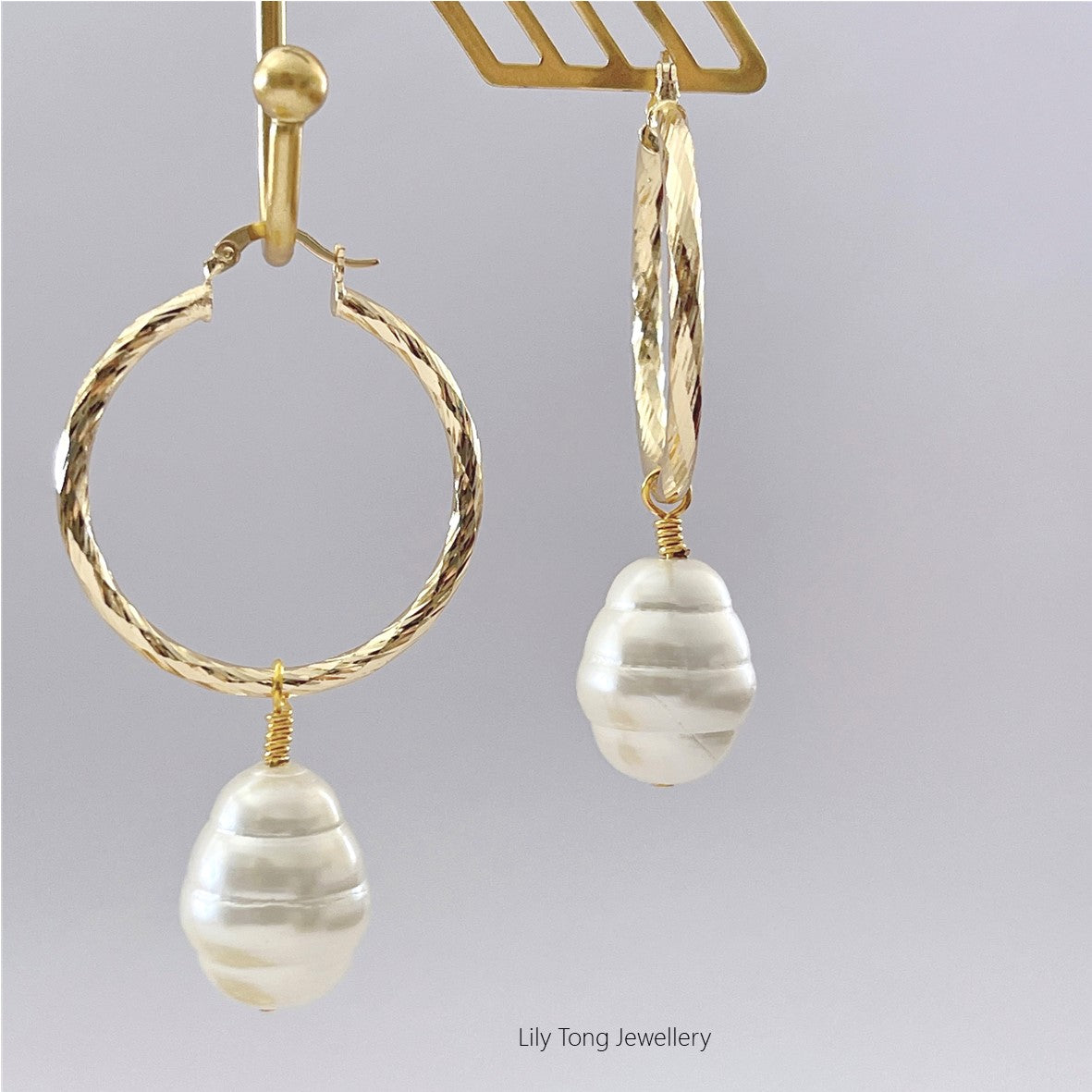 Hoop Earrings With Big Pearl Pendant #0585 White