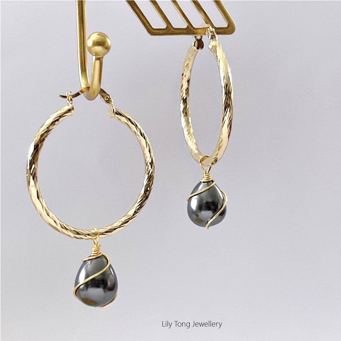 Hoop Earrings With Spiral Caged Pearl Pendant #0601 Dark Grey Drop