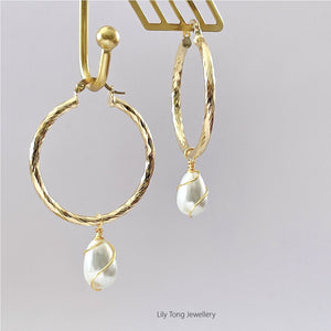 Hoop Earrings With Spiral Caged Pearl Pendant #0602 White Drop