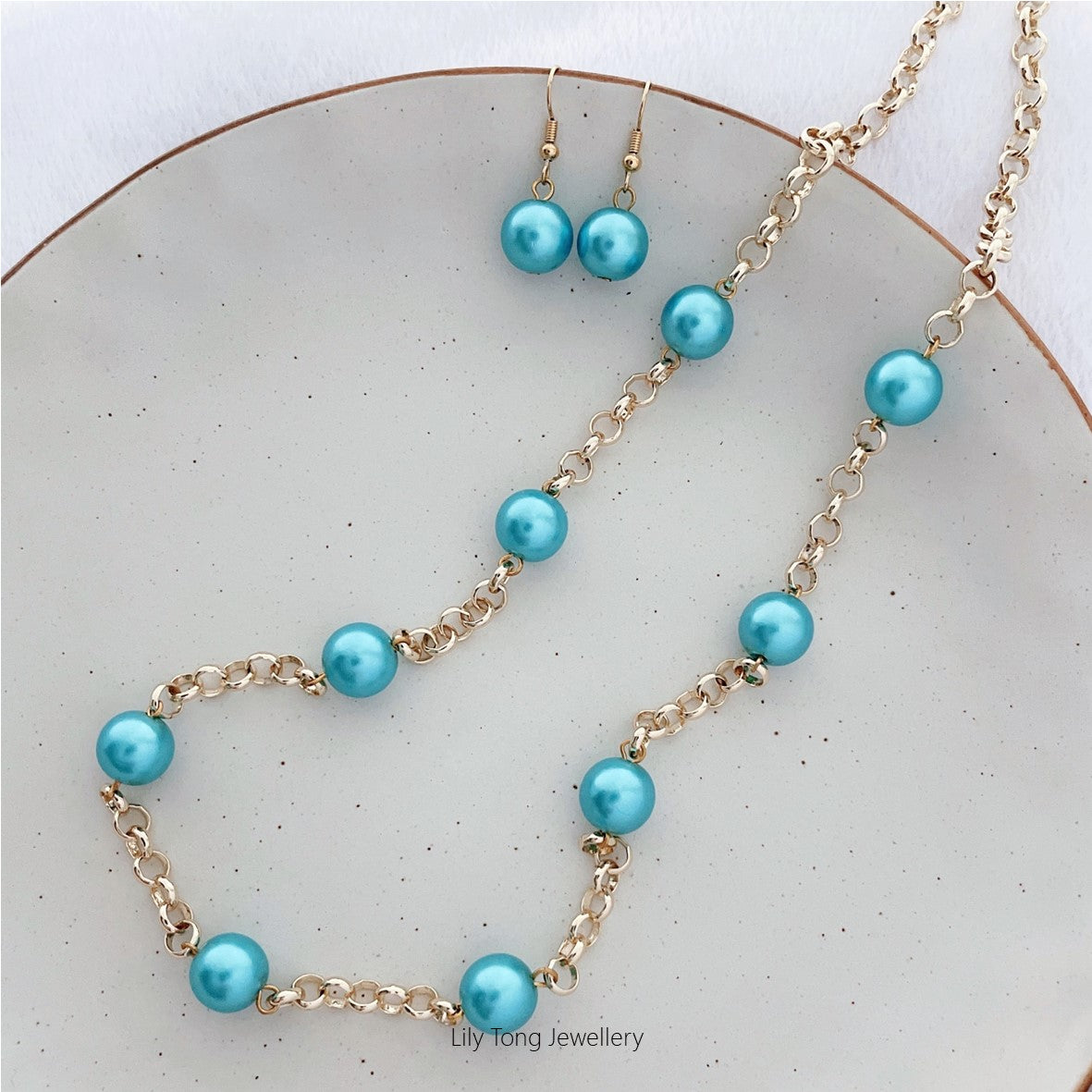 12mm Shell Pearl Belcher Chain Necklace & Earrings (Sky Blue)