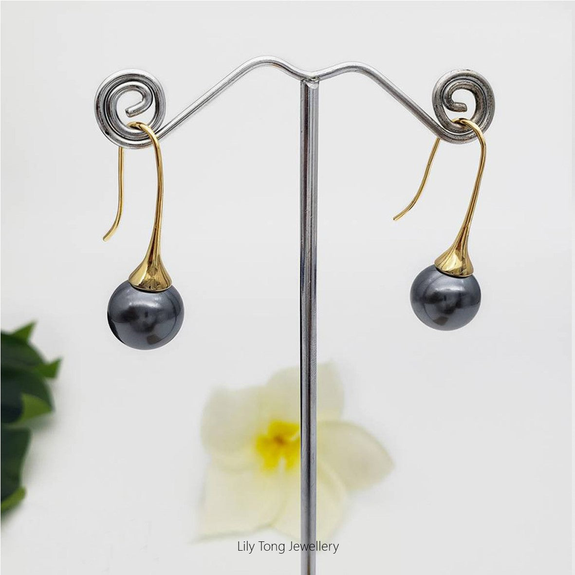 12mm Shell Pearl Hook Earrings #0650 Dark Grey