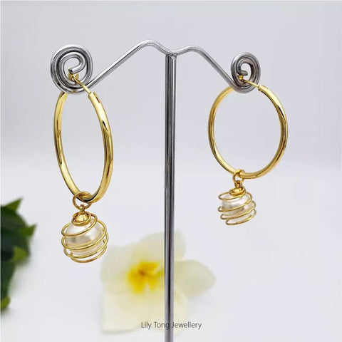 Hoop Earrings With Spiral Caged Pearl Pendant #0715 Glossy White