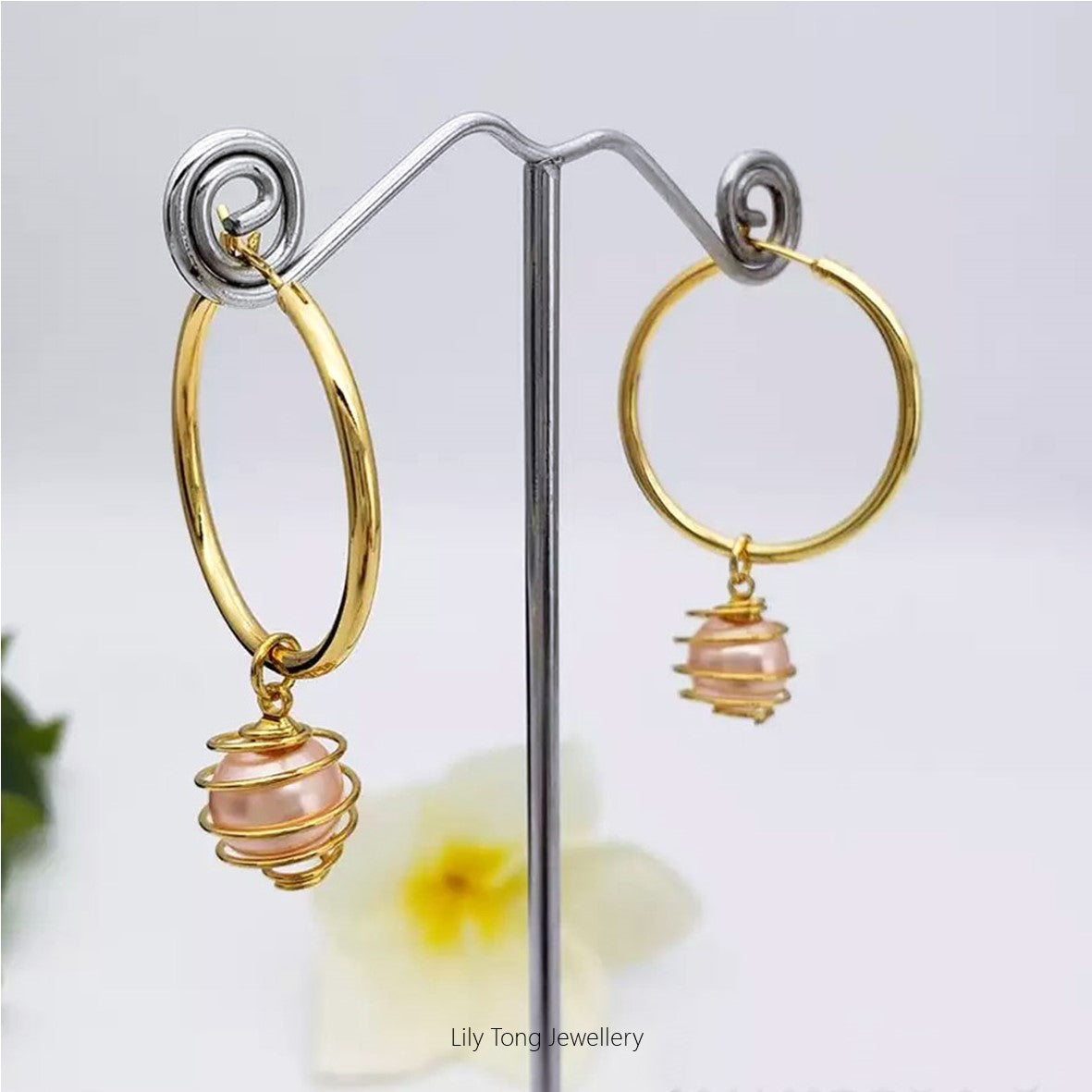 Hoop Earrings With Spiral Caged Pearl Pendant #0724 Baby Pink