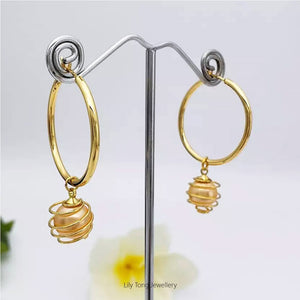 Hoop Earrings With Spiral Caged Pearl Pendant #0726 Light Apricot