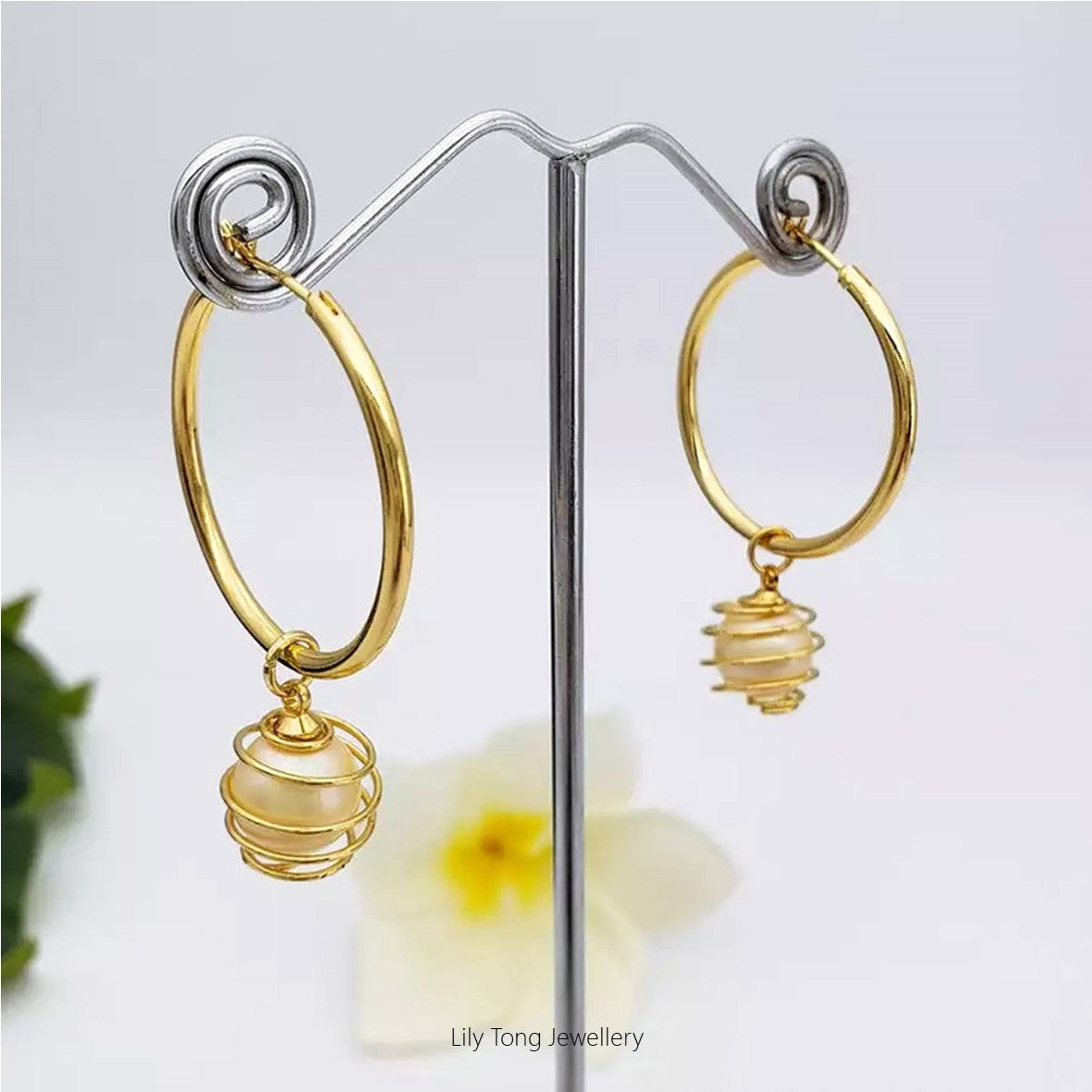 Hoop Earrings With Spiral Caged Pearl Pendant #0727 Light Cream