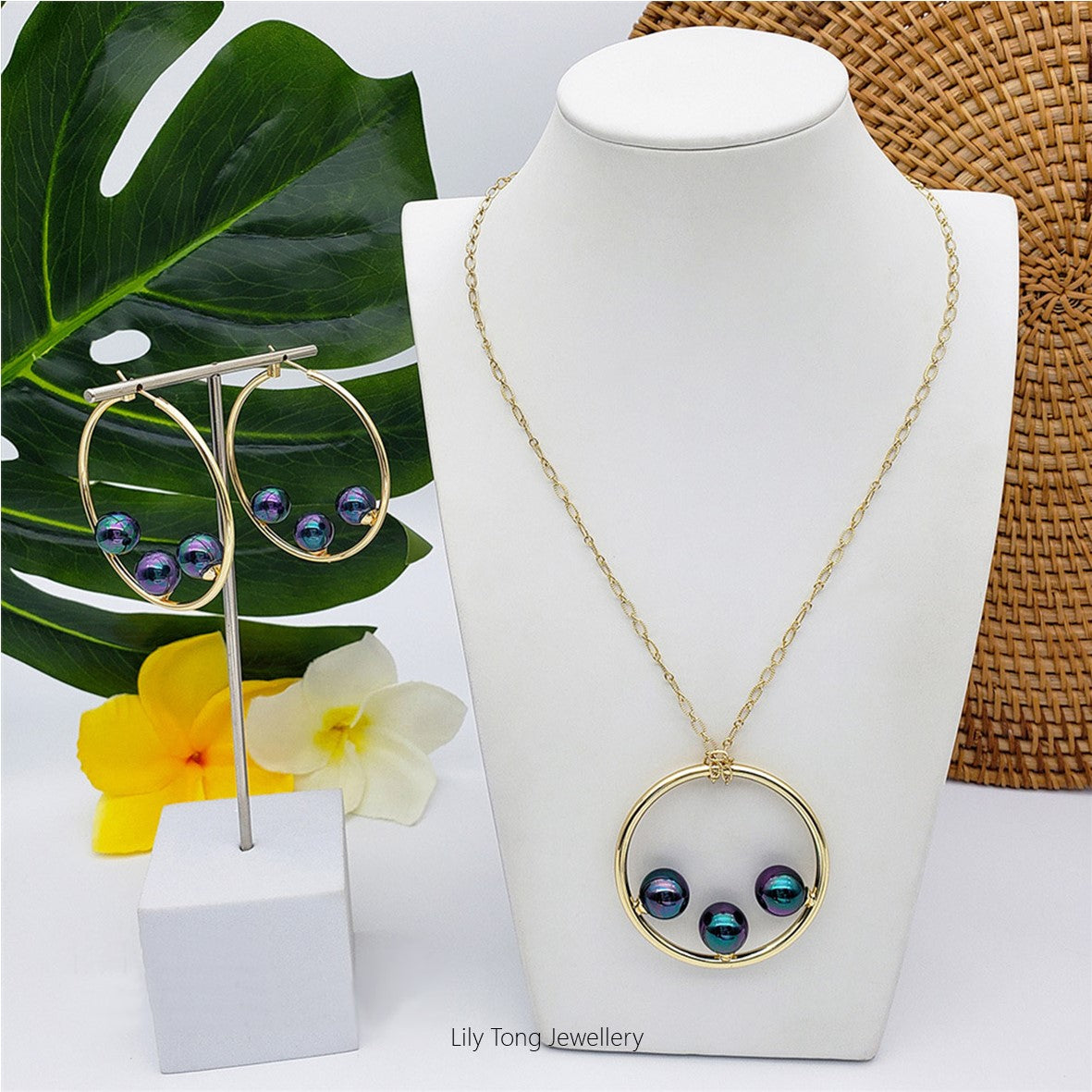 50mm Hoop With 3-Pearl Pendant Necklace & Earrings #SN05 Peacock Black