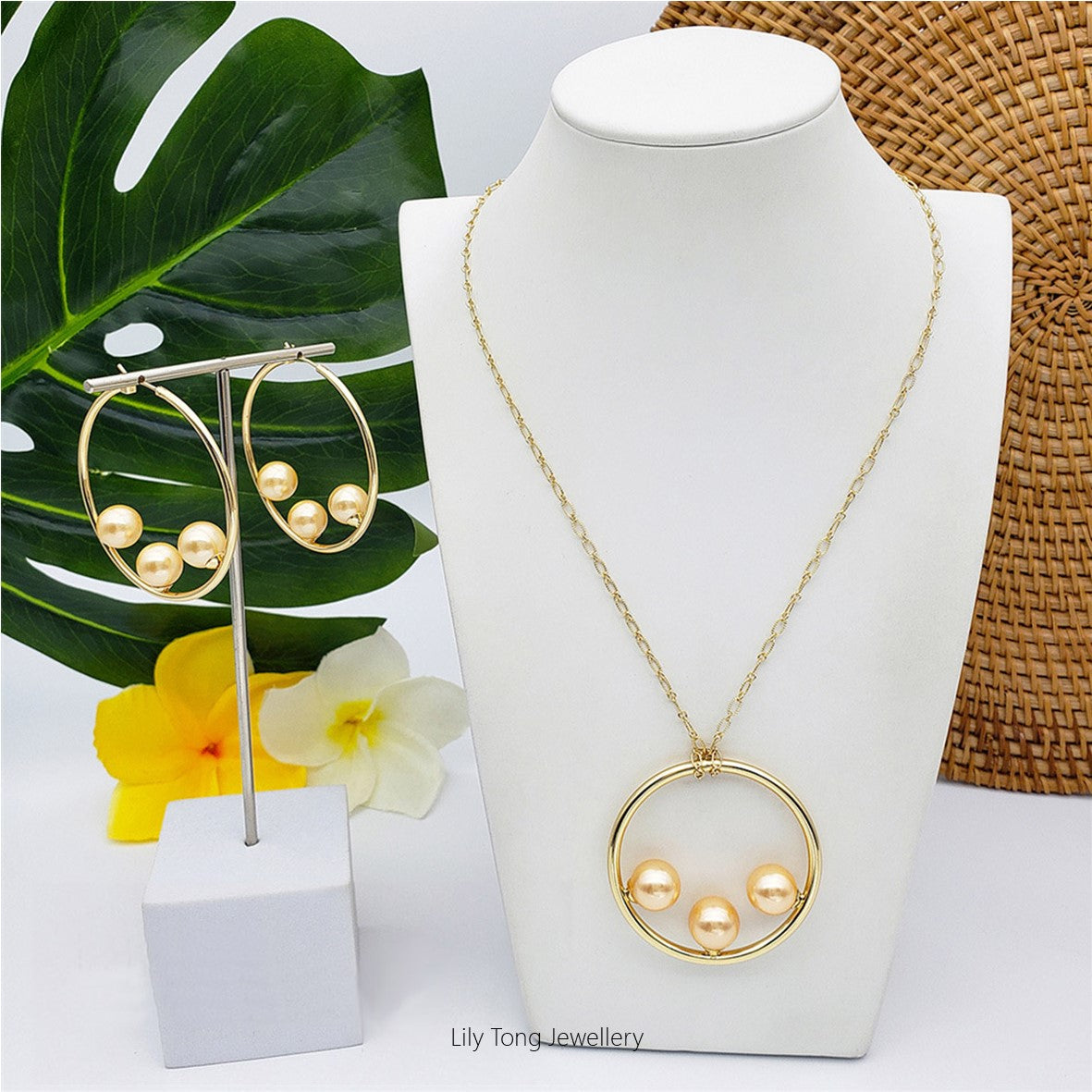 50mm Hoop With 3-Pearl Pendant Necklace & Earrings #SN13 Light Apricot