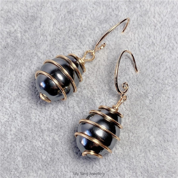 Gold-Filled Spiral Caged Shell Pearl Jewellry Set (Glossy Dark Grey)