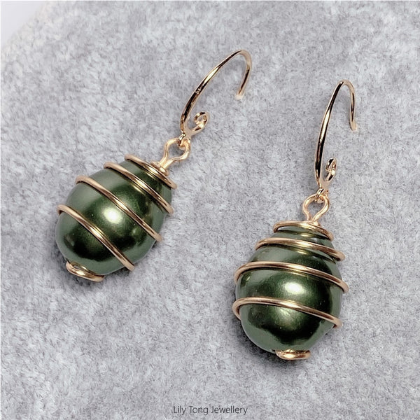 Gold-Filled Spiral Caged Shell Pearl Jewellry Set (Olive)