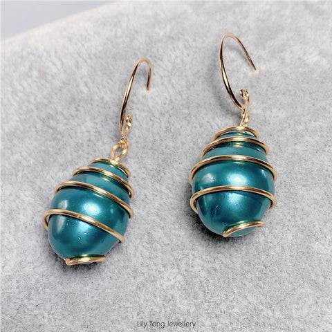 Gold-Filled Spiral Caged Shell Pearl Earrings (Ocean Blue)